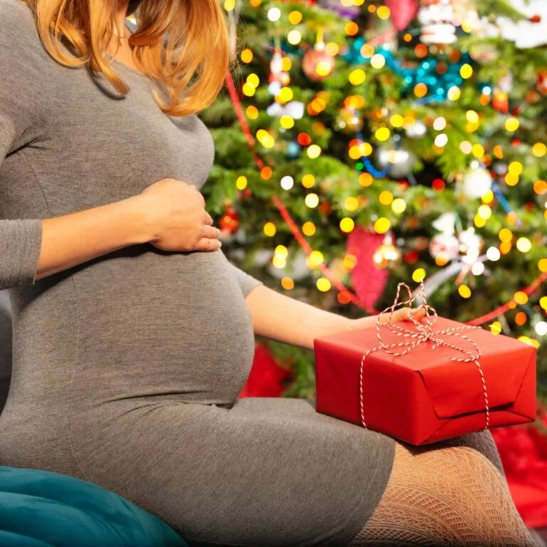 The Best Christmas Gifts for Your Pregnant Partner (2025)