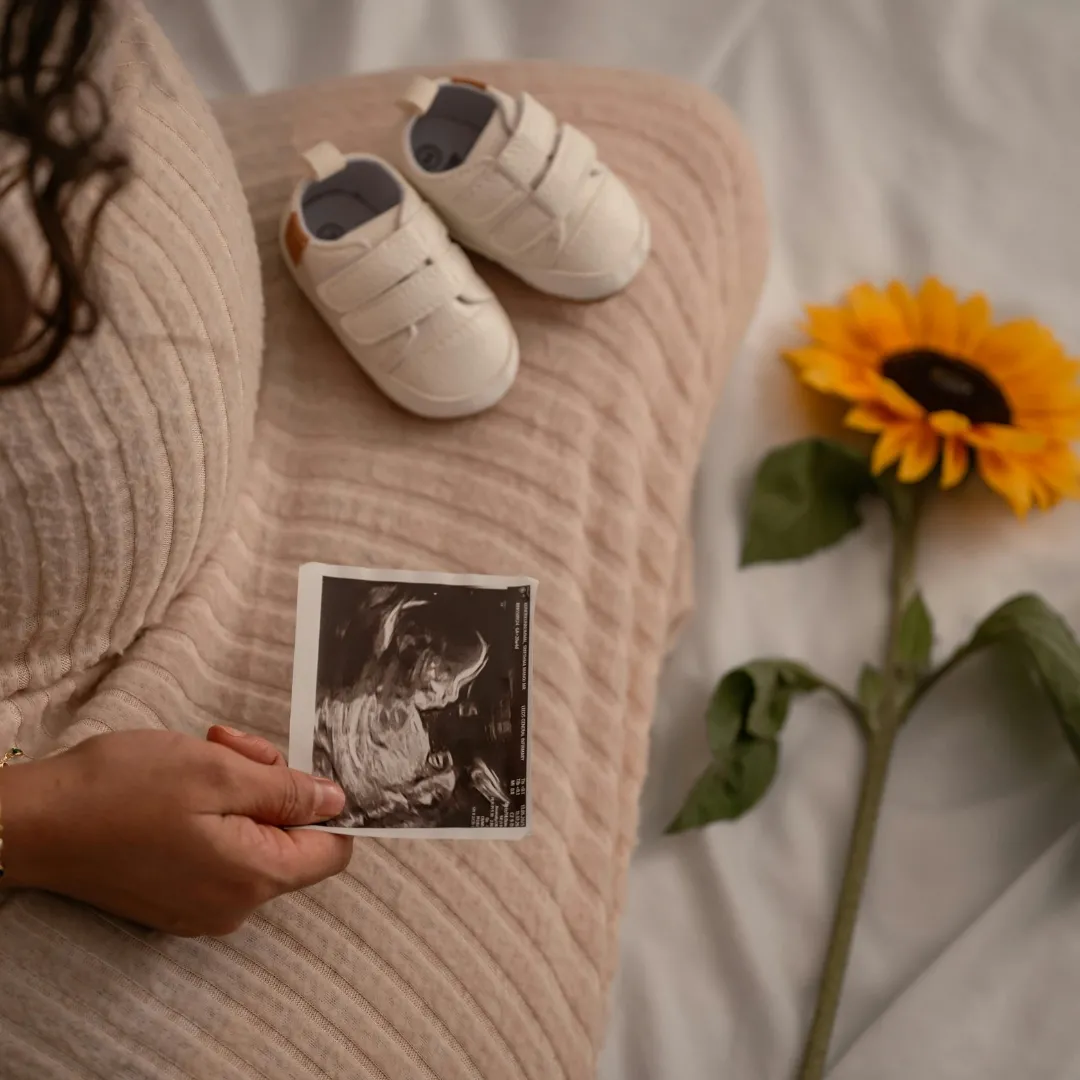 Pregnancy Myths Debunked: Common Old Wives’ Tales vs Facts (and What’s Actually True)